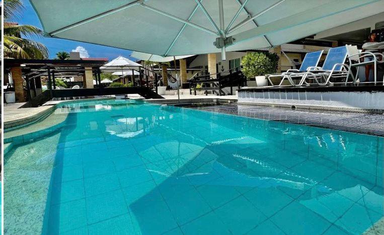 Сasa de vacaciones Casa De Luxo Em Com Funcionária A 50 M Do Mar