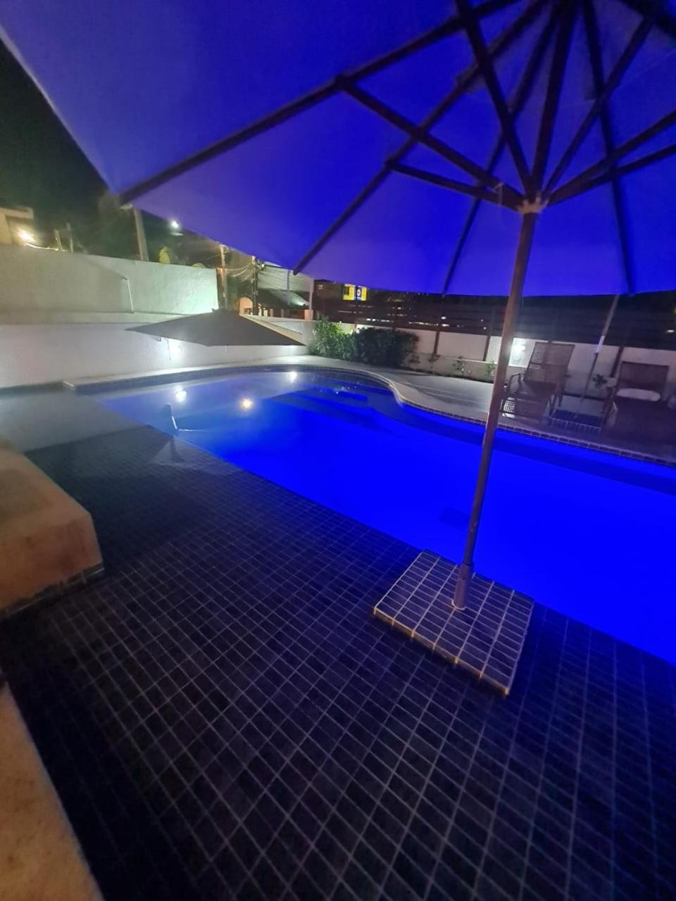Casa De Luxo Em Com Funcionária A 50 M Do Mar